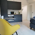 Lofoten Apartment, Vestermyrveien 11 * Svolvær