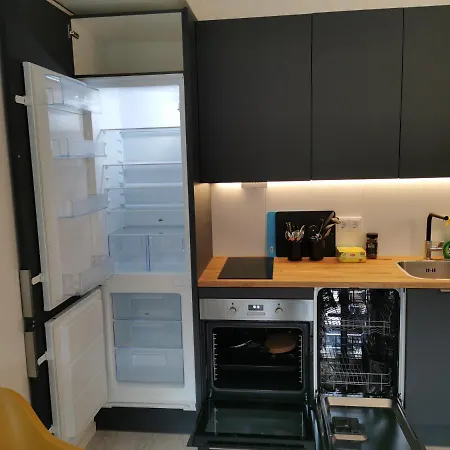 Lofoten Apartment, Vestermyrveien 11 公寓 斯沃尔韦尔
