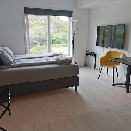 Lofoten Apartment, Vestermyrveien 11 Svolvaer
